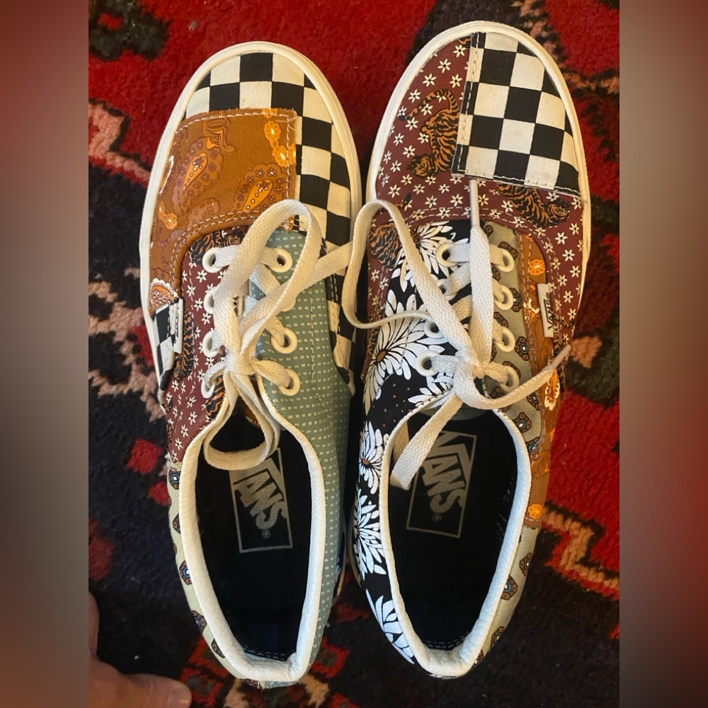 Women’s Awesome Multicolor Patchwork Vans Size 7 - image 8